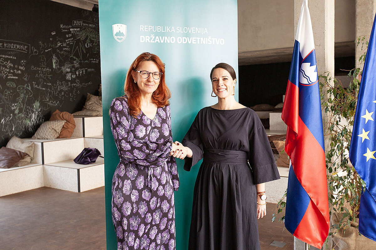 Na fotografiji sta ministrica za pravosodje Andreja Katič in generalna državna odvetnica dr. Ana Kerševan. Foto: Ana Hribar