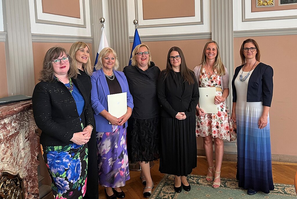 Skupinska fotografija udeležencev na prisegi