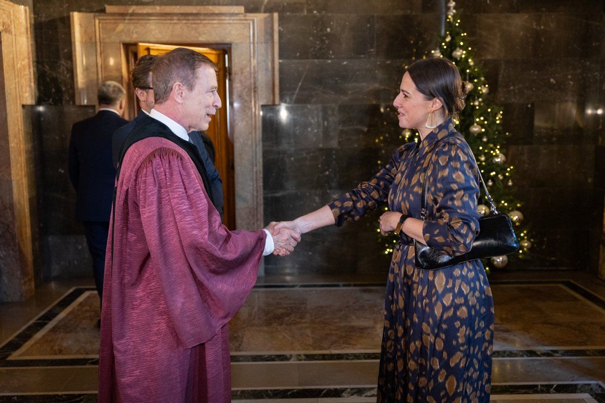 Predsednik Ustavnega sodišča dr. Rok Čeferin in generalna državna odvetnica dr. Ana Kerševan / Foto: Bor Slana/STA/Ustavno sodišče