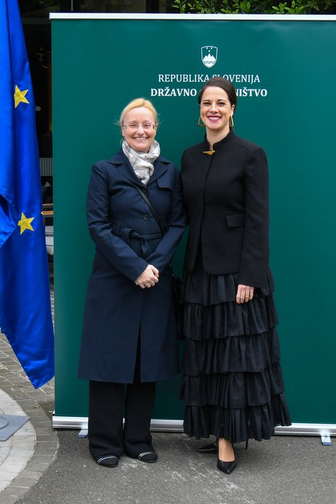 doc. dr. Katarina Vatovec, dekanja Evropske pravne fakultete, generalna državna odvetnica dr. Ana Kerševan